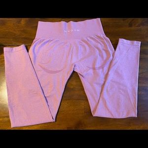 NVGTN contour seamless pastel pink leggings
